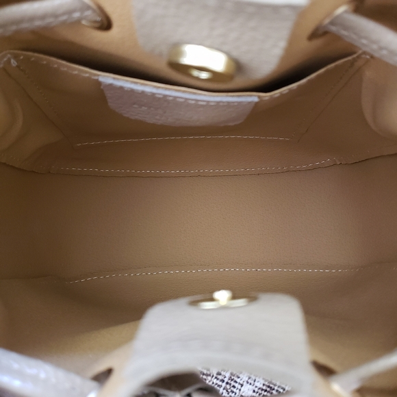 🇮🇹Cheval Firenze Taupe Tassel Bucket Bag Leather Made In Italy🇮🇹 - Picture 8 of 9